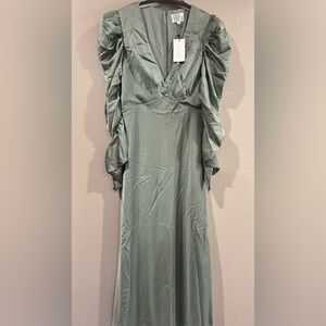 NWT Line and Dot Dress light silver Green color Size Large